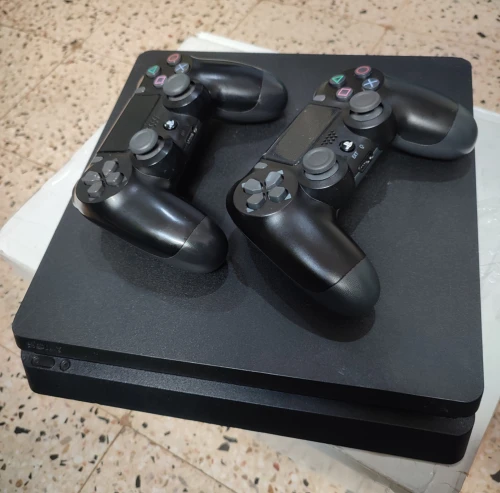 Ps4 slim 1tb flashé 12.50 2216b maftouha nettoyage 2 manette