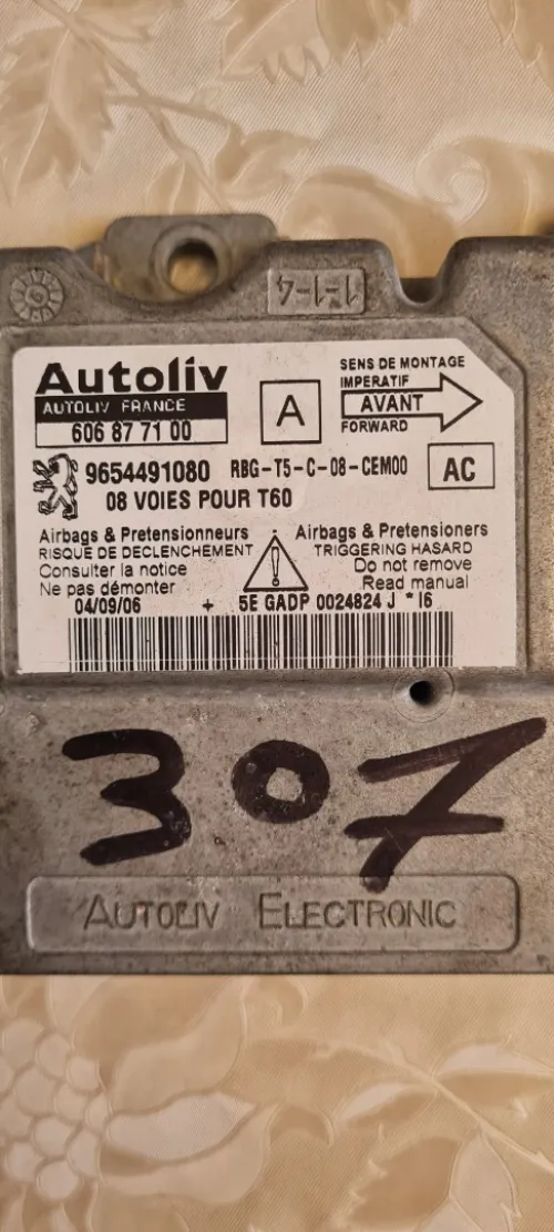 CALCULATEUR AIR BAG 307