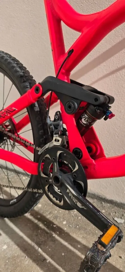 Vélo enduro commencal meta