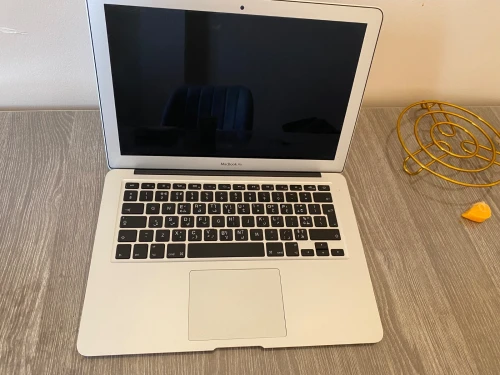 Macbook
