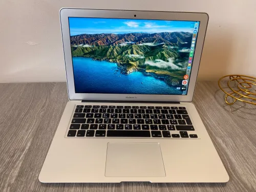 Macbook