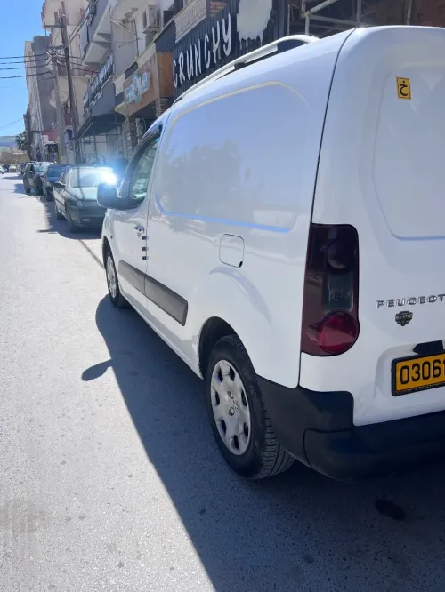 Peugeot Partner 2012 Partner b9