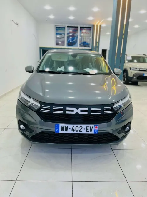 Dacia Renault 2025 Intense