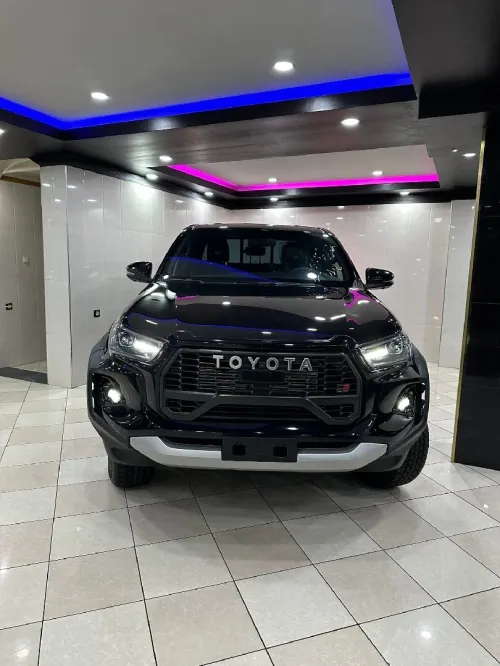 Toyota Hilux GR 2025 