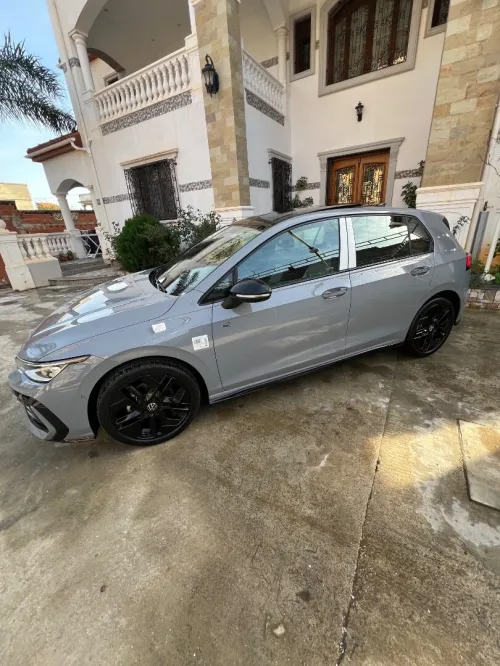 Volkswagen Golf 8 2025 R-Line Facelift 