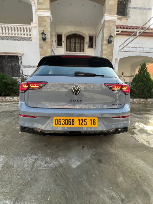 Volkswagen Golf 8 2025 R-Line Facelift 