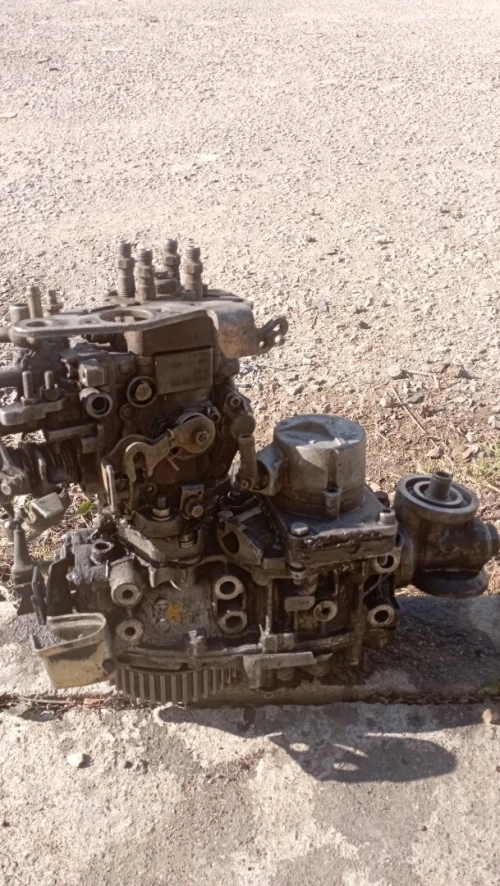 piece moteur iveco 2.5