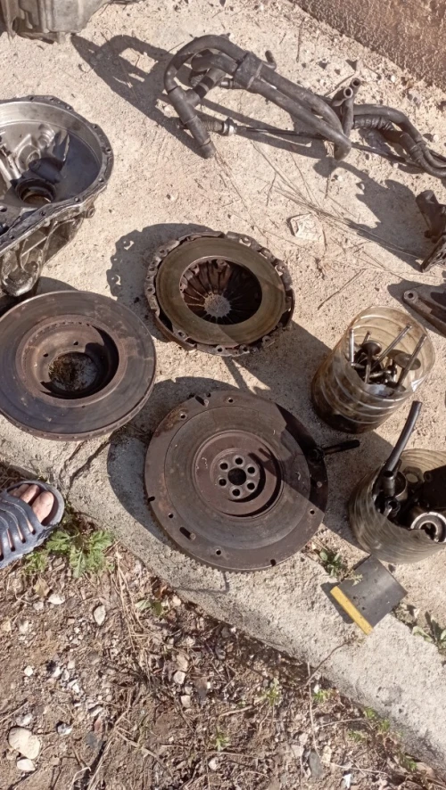 piece moteur iveco 2.5