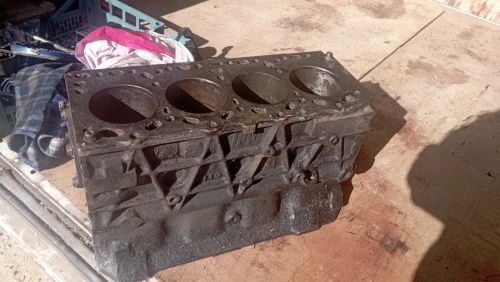 piece moteur iveco 2.5