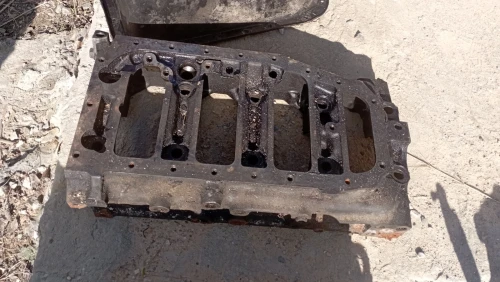 piece moteur iveco 2.5