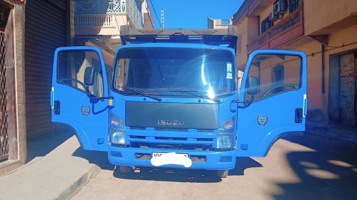 Isuzu Isuzu 2011