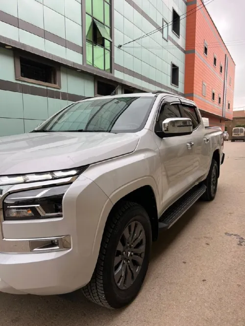 Mitsubishi L200 2025 