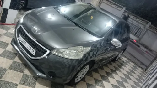 Peugeot 208 2013 Access