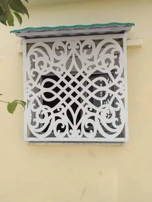 Ferronnier, Serrurier Et Soudeur, (حدادة)