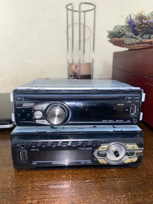 Post JVC et pioneer