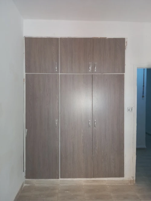 Vente de 02 portes fenêtre et un placard