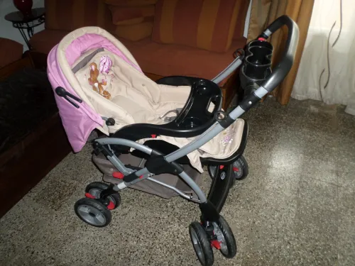Poussette Pinguin neuve jamais utilsée