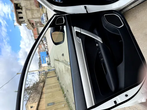 Geely Coolray 2025 