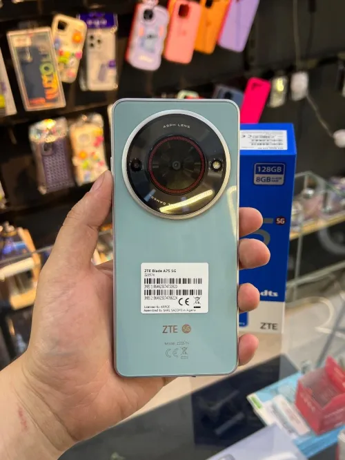 ZTE Blade A75 5G