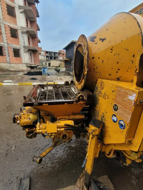 Pompe a béton hydrolique mecbo