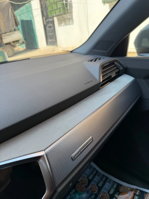 Audi Q3 2025 S line