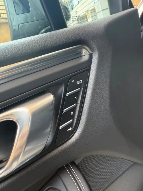 Porsche Macan 2026 T