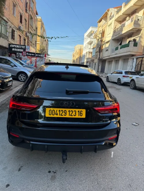 Audi Q3 2023 S line