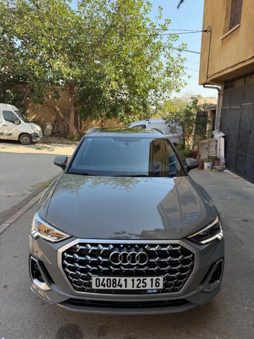 Audi Q3 2025 S line