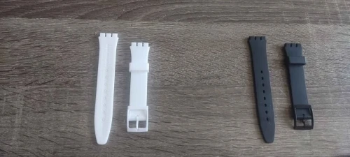 Vends bracelets de montre Swatch silicone بيع أحزمة سواتش أو غيرها من أحزمة الساعات