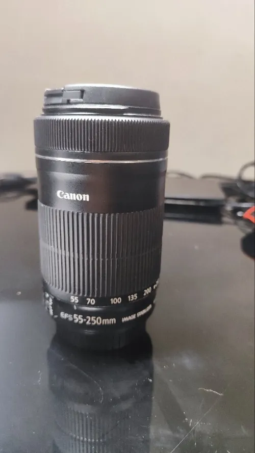 Camera Canon eos 800 D avec obj 250 STM