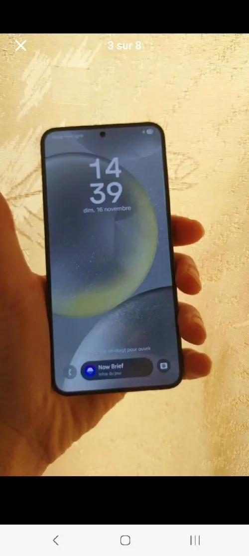 Samsung S24