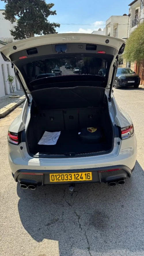 Porsche Macan t 2024 