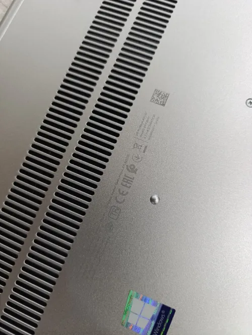 HP probook G7 i7 10 eme génération 16/512 SSD européens caba état neuf 