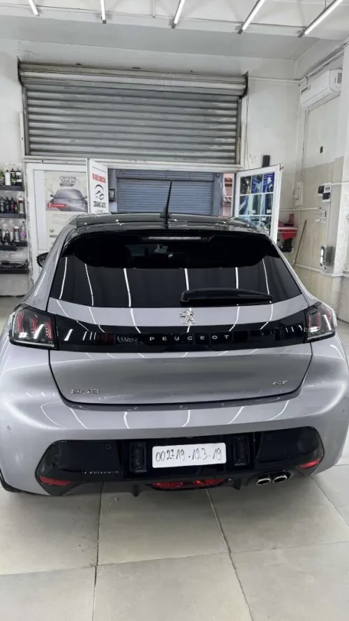 Peugeot 208 2023 GT