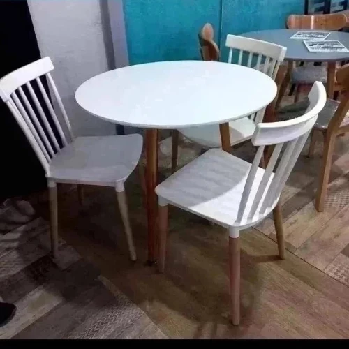 Plusieurs pack Tables et chaises bistrot