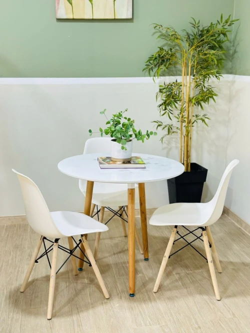 Promo Foire d'Alger : Table Ronde ou Carrée 80 cm + 2 chaises scandinaves