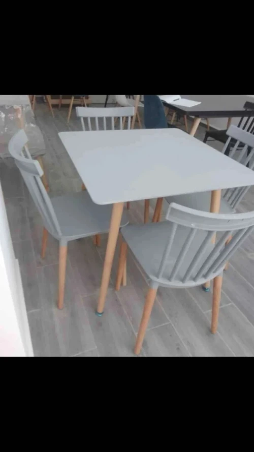 Pack Table et chaises bistrot