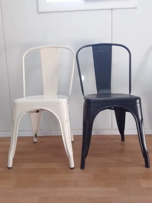 Chaise Tolix 100% Acier inoxydable Disponible en plusieurs couleurs