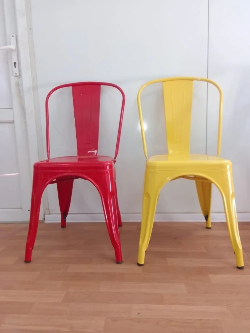 Chaise Tolix 100% Acier inoxydable Disponible en plusieurs couleurs