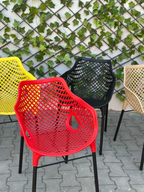 Chaise soltana plusieurs couleurs 