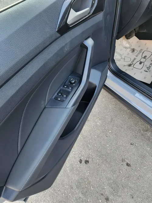 Volkswagen Tharu 2025 Full option édition backblack