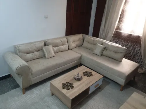 Table basse, meuble télé et un rangement à 4 étages