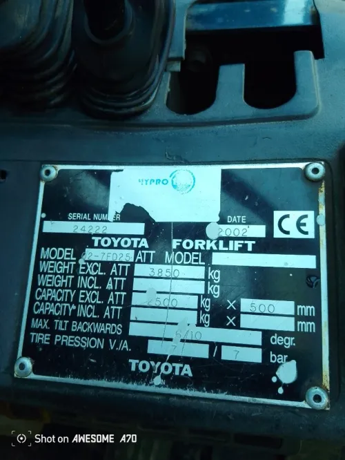 Toyota chariot élévateur 3t 2004