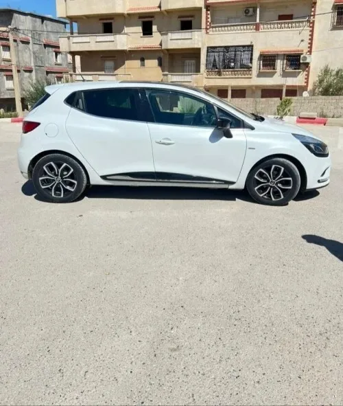 Renault Clio 4 2019 Limited 2