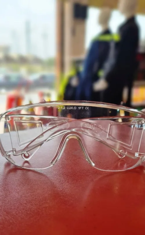 LUNETTES DE PROTECTION TRANSPARENTES