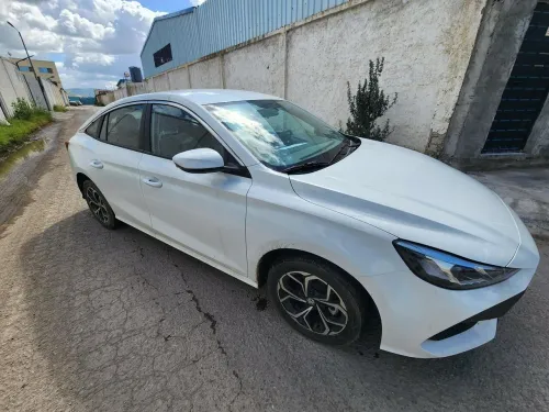 MG 5 2025 Manuel