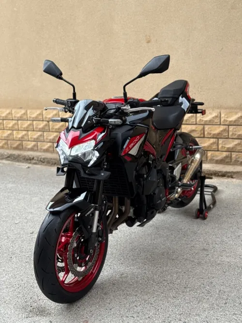 Kawzaki Z900 2024