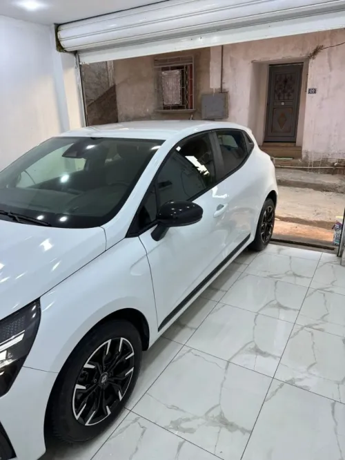 Renault Clio 5  2024 Evolution