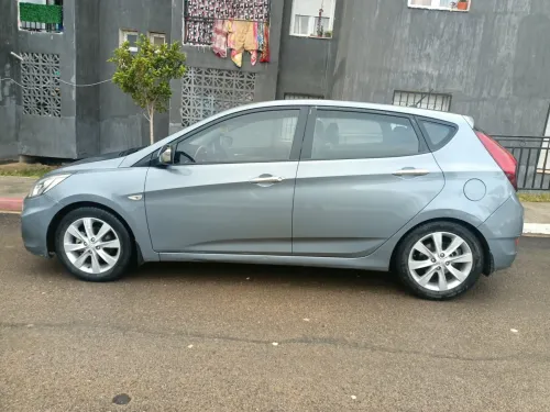 Hyundai Accent RB  5 portes 2018 GL DZ