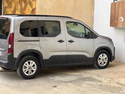 Peugeot Rifter 2025 